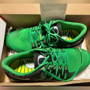 NIB Men’s Nike Oregon Ducks Sneakers, Size 9